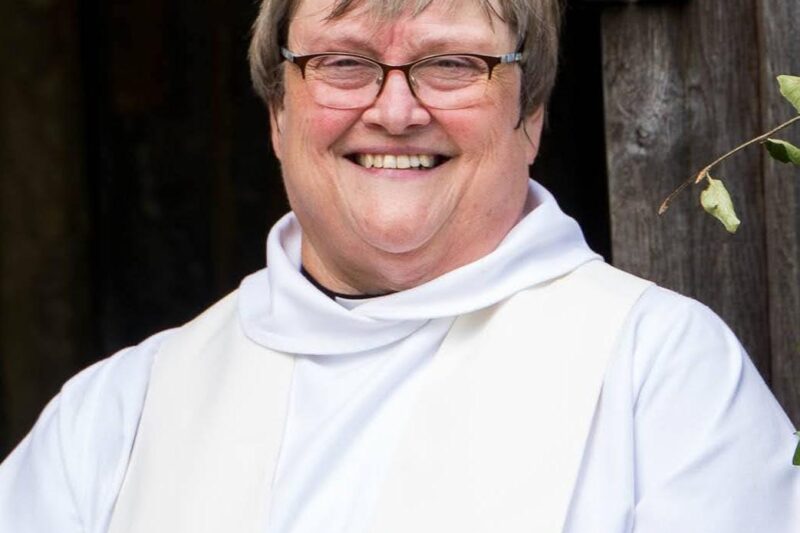 Image of the Revd Julie Miles